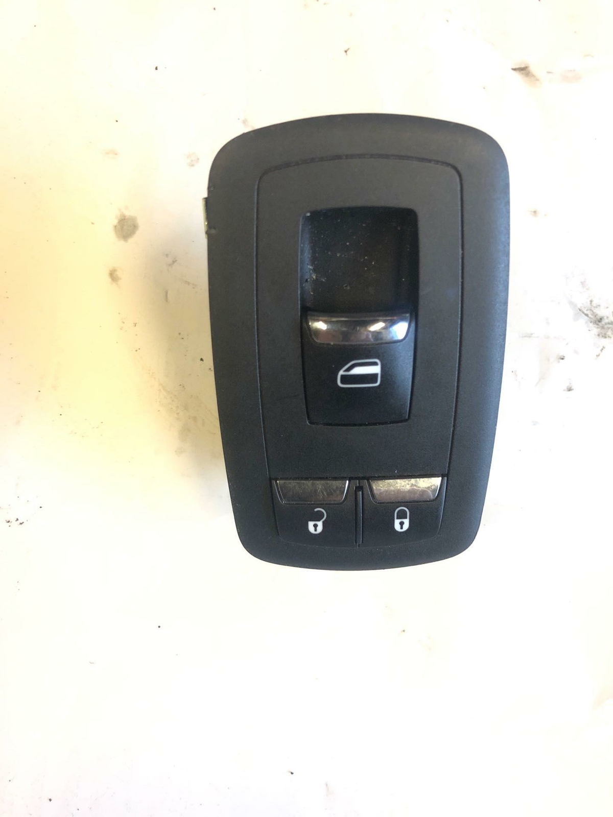 14 15 16 MASERATI Door Switch Front PASSENGER SIDE