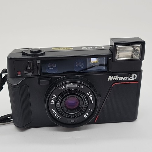 Nikon L35AD Point & Shoot 35mm Film Camera - Made in Japan - Black - Read Desc - Picture 2 of 15