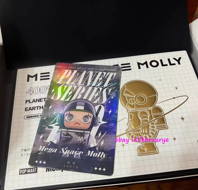 POPMART MEGA SPACE MOLLY 400% Earth Action Figures Toys In POPMART MEGA SPACE MOLLY 400% Earth Action Figures Toys In