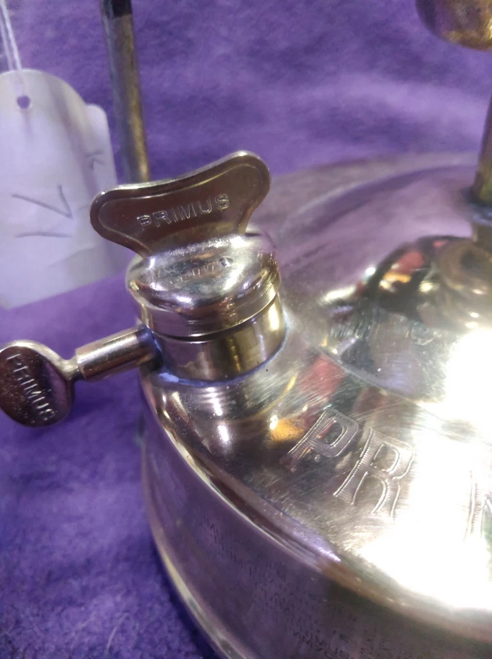 Estufa de queroseno Primus Nº 5 antigua. Reacondicionado.  Código de fecha K para 1921 SKU71 Foto 3 de 4