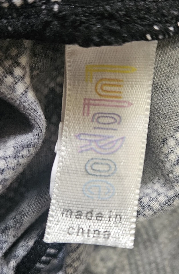 Leggings Lularoe Blanco y Negro Angel Fish Talla Alta y Curvilínea Foto 3 de 4