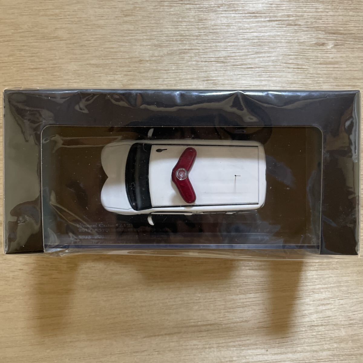 1/43 Nissan Cube Z12 2012 Oita Prefectural Police Department 1/43 Nissan Cube Z12 2012 Oita Prefectural Police Department