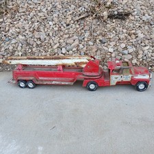 Vintage NYLINT Fire Dept Truck Aerial Hook-N-Ladder No 2 USA