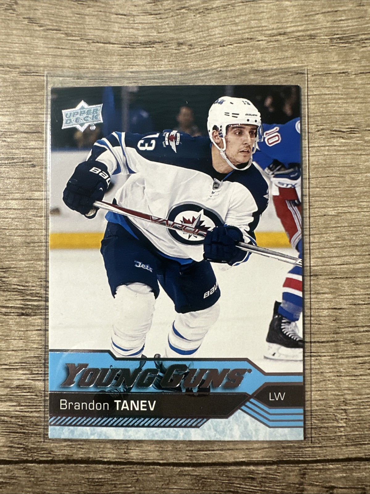2016-17 Upper Deck - Young Guns Brandon Tanev #467 (RC)