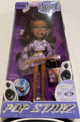Bratz Pop Starz Sasha Fashion Doll Curly Dark Brown Hair Green Eyes Guitar