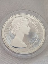 2026 Portraits of a Queen EIIR The First Effigy UK £5 Coin BU Capsule