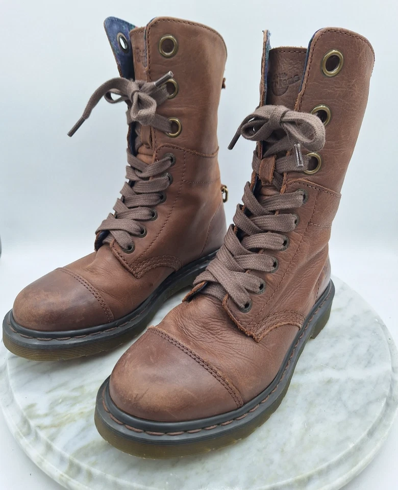 Excellent Dr Martens Aimilie Brown Leather Floral Lining Fold Over Boots Women 7 - Image 2 of 4