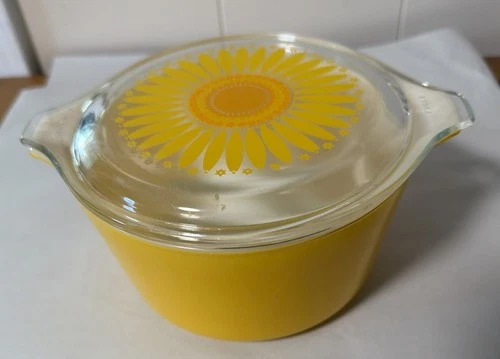 Vtg 1 Qt Yellow Round Casserole Dish  #473 Yellow Daisy Sunflower Lid 470-C