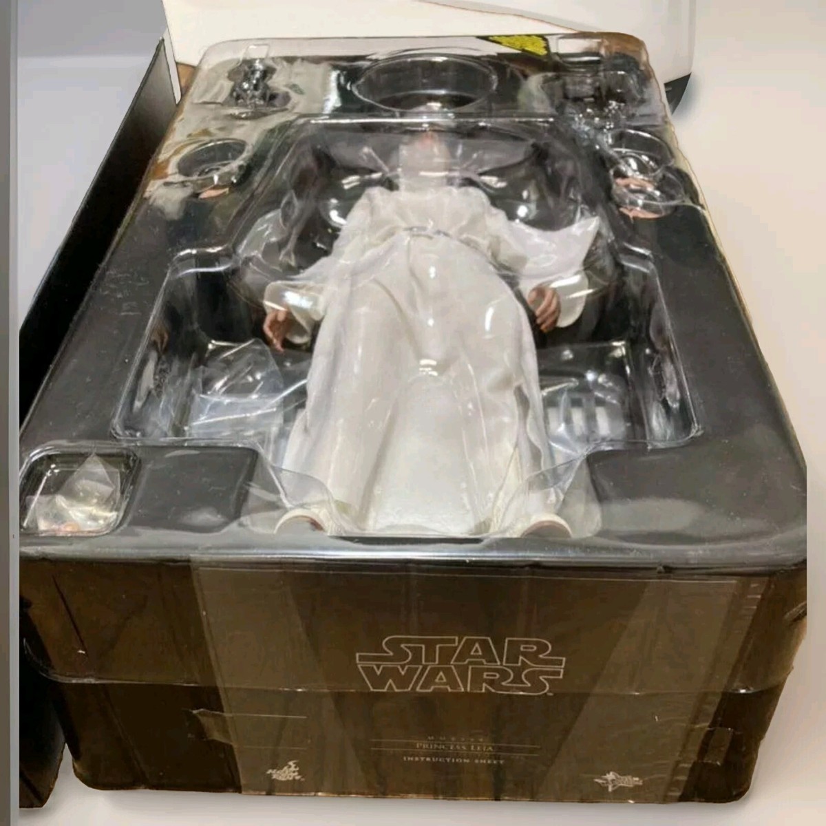 Hot Toys MMS298 Star Wars EP4 A New Hope ANH Princess Leia