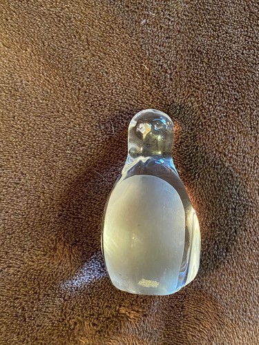 Penguin Hand Blown Art Glass Clear with Frosted Belly 3 1/8" Tall -Signed ELSON - Picture 7 of 17