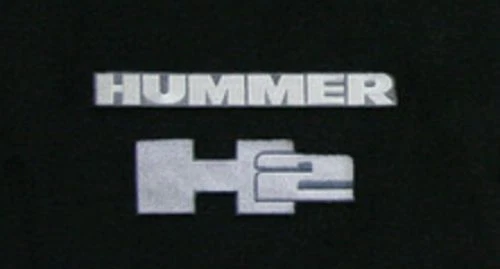 Alfombrillas delanteras LLOYD Velourtex negras con logotipos plateados Hummer H2 2003 a 2007 Foto 2 de 4