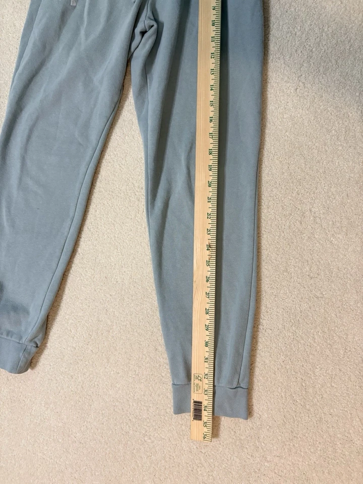 Pantalones deportivos Under Armour YXL gris puño cónico inferior Foto 3 de 4