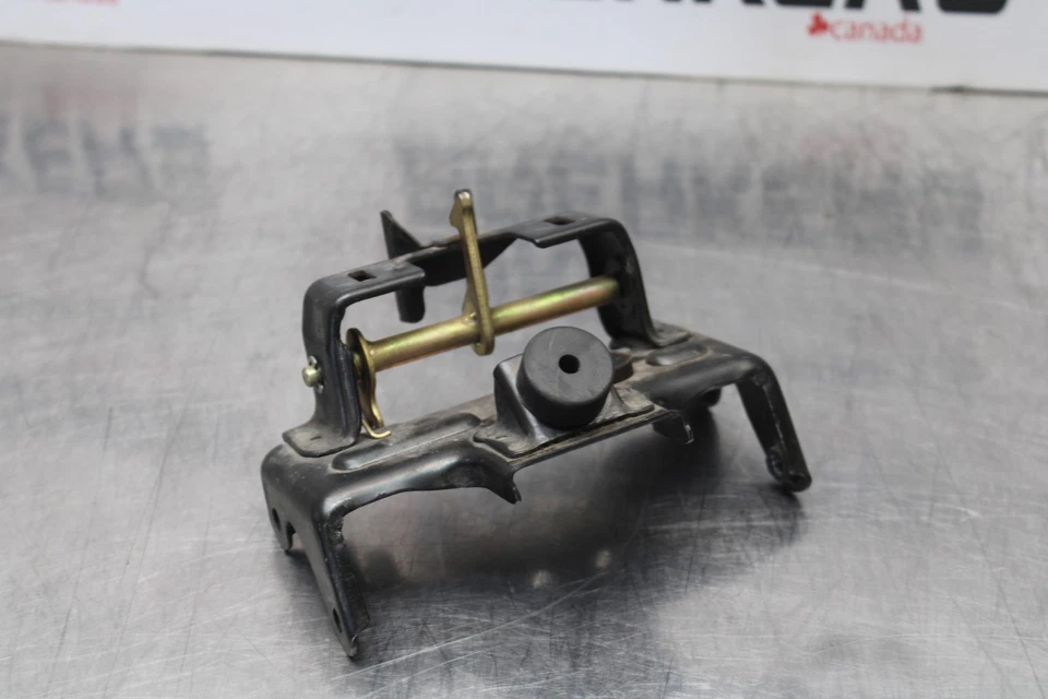 93-07 YAMAHA VMAX 1200 SEAT BRACKET MOUNT MOUNTING BRACKET BB197 - Image 4 of 4