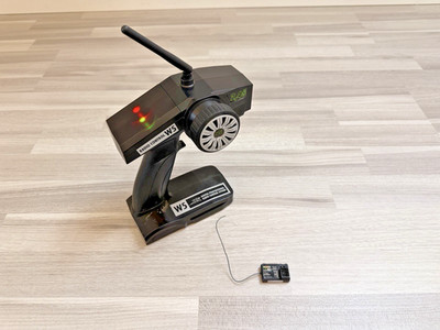 Ansmann Racing W5 - 2,4 GHz Fernsteuerung - 2-Kanal - R5 Empfänger - RC