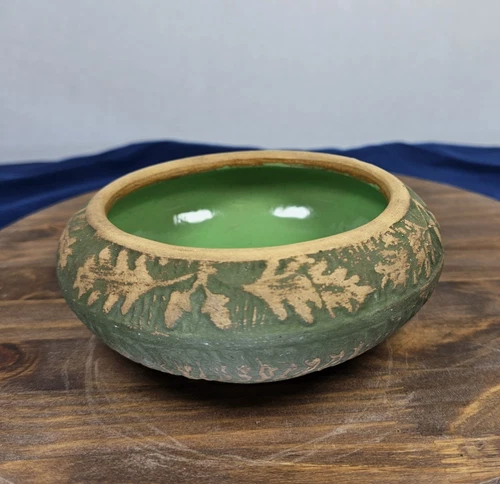 Red Wing Stoneware Brush Ware Bowl Oak Leaves and Acorns Green 5.25" Stamped RW!