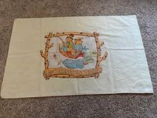 Vintage Lady Pepperell The Berenstain Bears Double Sides Pillowcase