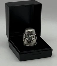 Hallmarked Sterling Silver Thimble Decorated With Daffodils Boxed