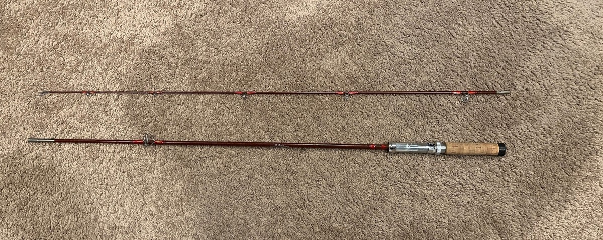 Herters 7 foot Fiberglass Fly Fishing Spinning Rod RB6J20 and Case Herters 7 foot Fiberglass Fly Fishing Spinning Rod RB6J20 and Case