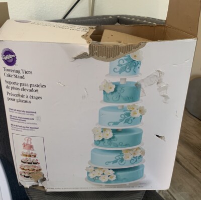 Wilton 6段ケーキスタンド Wilton 6段ケーキスタンド - メルカリ