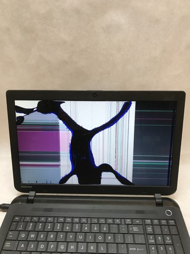Toshiba Satellite C550-B5201 15" Intel *UNKNOWN SPECS* 2GB RAM For Parts - - -DW - Afbeelding 2 van 6
