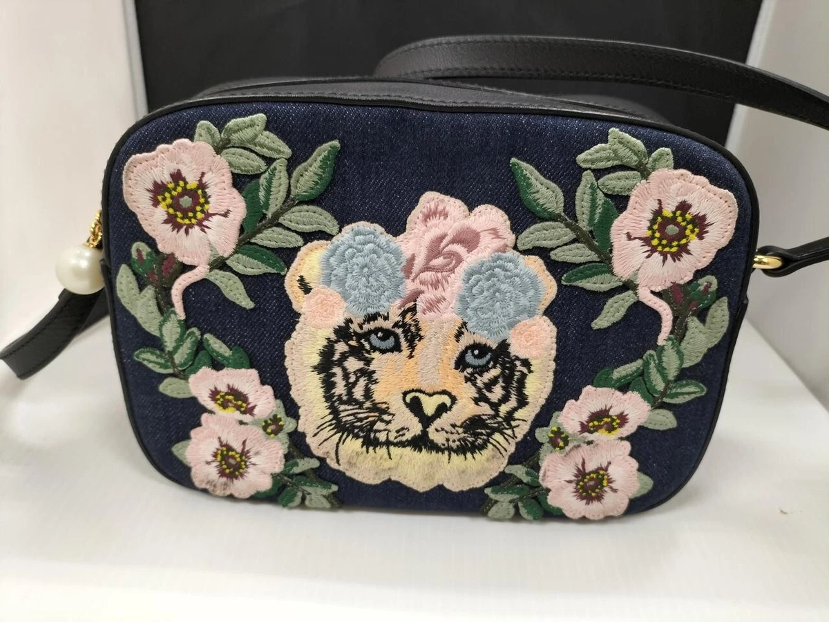 Gucci shoulder bag tiger sales