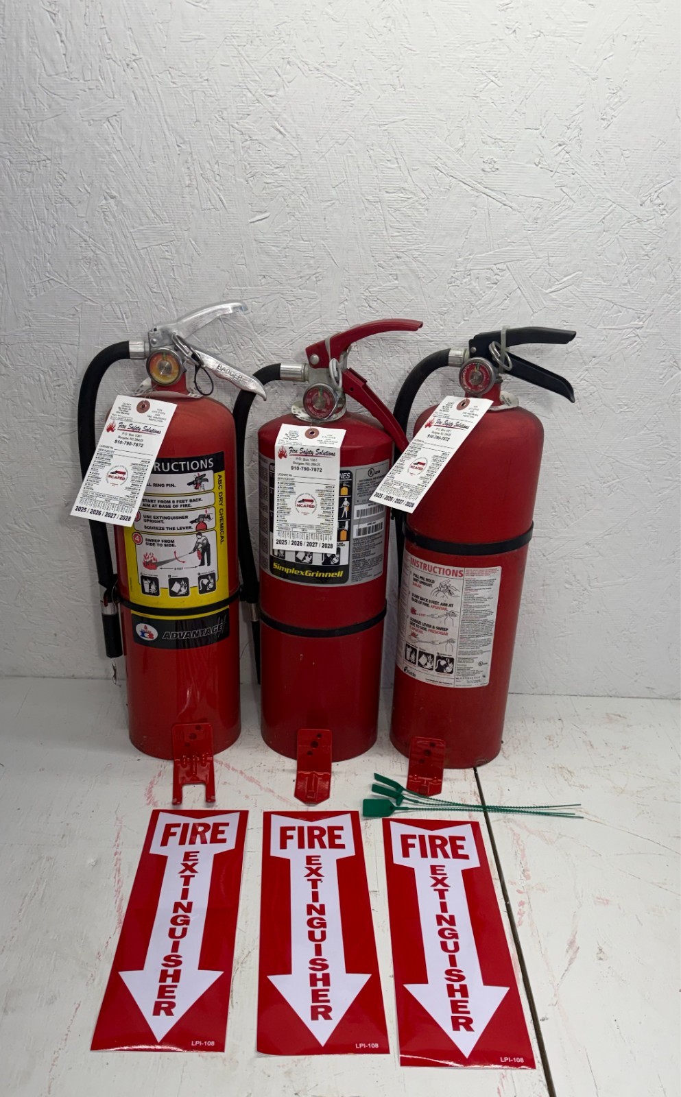 Fire Extinguisher - 10Lb Abc Fire Extinguisher - Lot Of 3