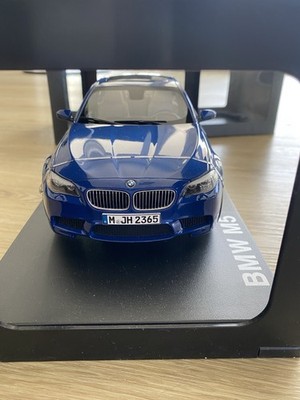 BMW M5 F10 Modell 1:18 Monte Carlo Blau