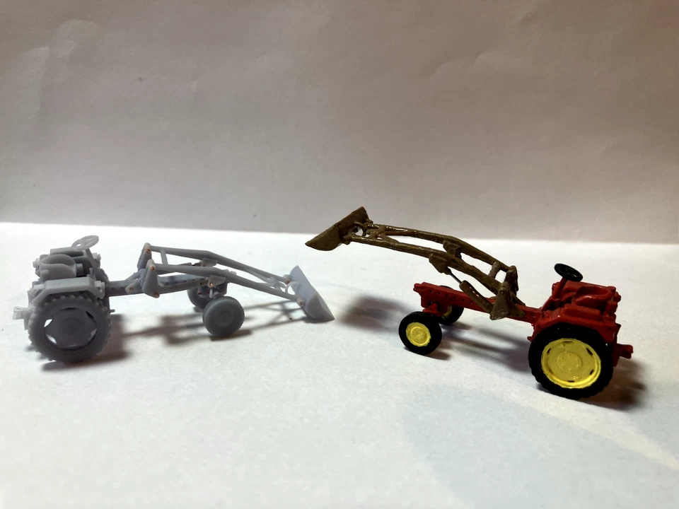 Traktor RS 09 GT 124  Molli Bausatz H0 1:87 - Bild 2 von 4