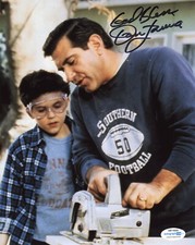 Dan Lauria  Wonder Years Autographed Signed 8x10 Photo ACOA