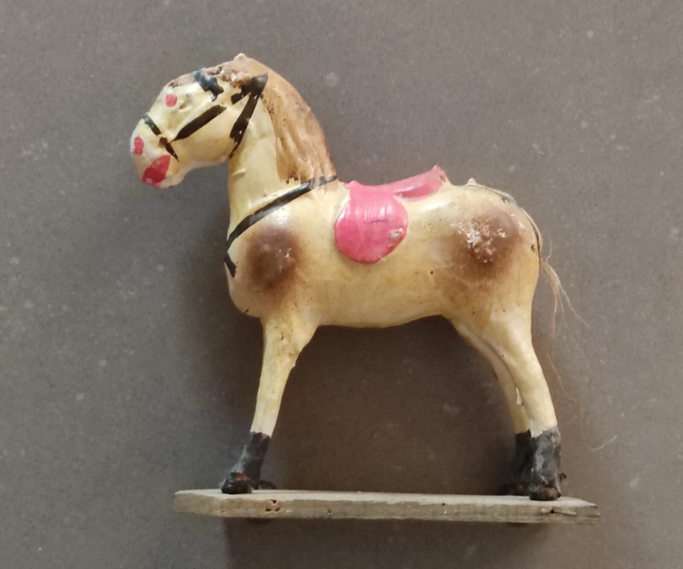 Ancien Jouet - Trotteur - Petit Cheval à Roulettes - Carton Bouilli Circa 1900 - Photo 2/4