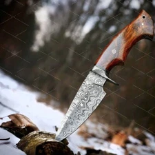 CUSTOM HANDMADE DAMASCUS STEEL  BOWIE HUNTING  KNIFE ROSE WOOD HANDLE W/SHEATH.