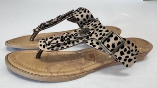 Blowfish Women’s Sandals Slides Thong Low Heel Wedges Leopard Print Size 9