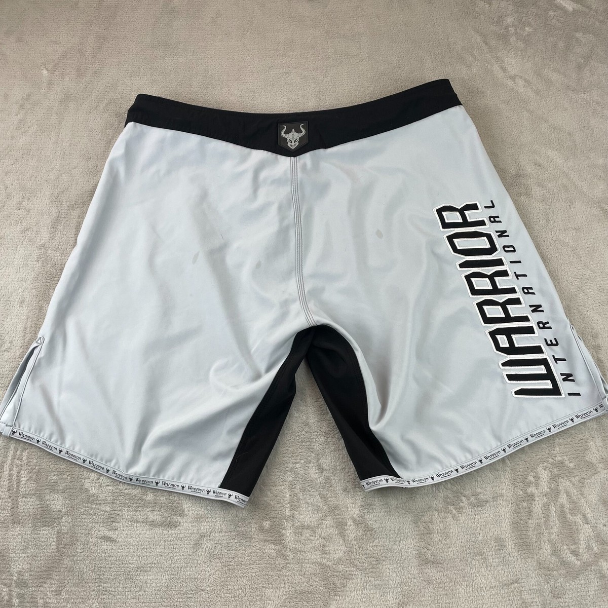 Warrior International MMA Fight Shorts Men 40 Black Gray Jiu