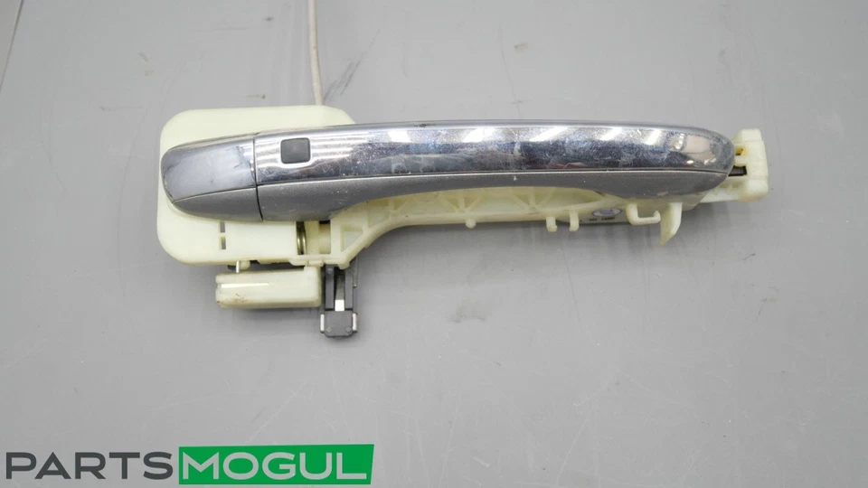 Manija exterior de la puerta del pasajero delantero Hyundai Equus 2011-2016 826613N000 Foto 2 de 4