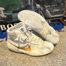 Nike Tawa Men s High Top Athletic Sneakers Wh...