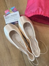 Gaynor Minden Lyra Sculpted Fit Beige Pointe Shoes 8.5M Medium Supple