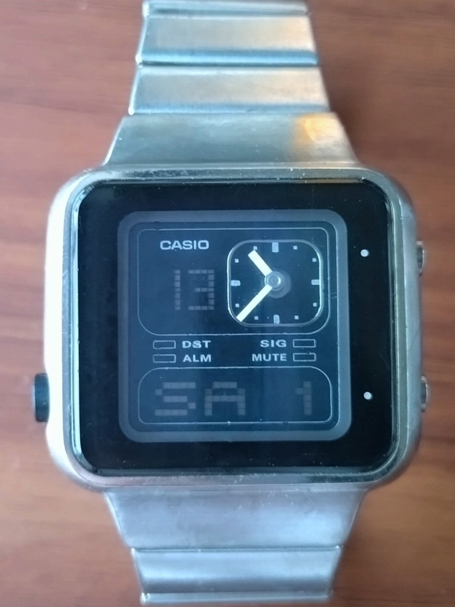 Casio FUTUREST LAQ2000D Men's Watch stainless steel 38mm used | eBay