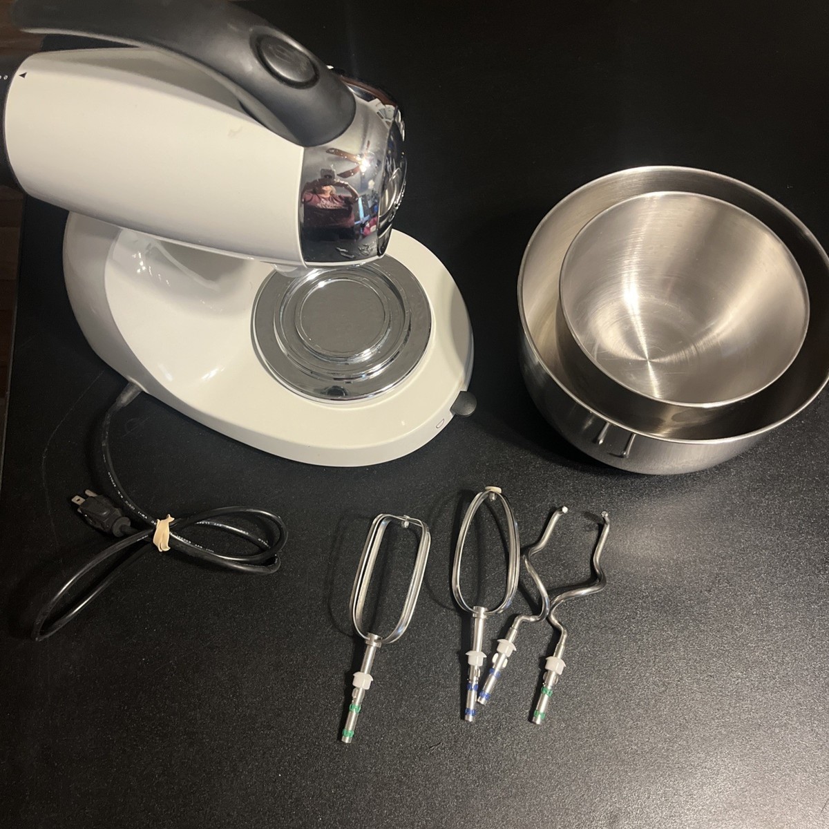 Sunbeam Mixmaster Heritage Series 2350 Countertop Stand Mixer