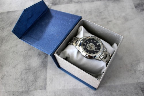 Final Fantasy 7 VII Advent Children Japan Official Watch+Box NO MANUAL