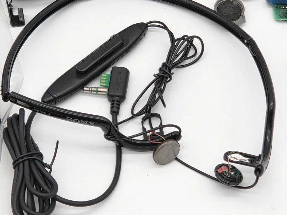 Sony Discman D-350 Ersatzteilspender / Defekt / Vintage CD Player K1 - Bild 4 von 4