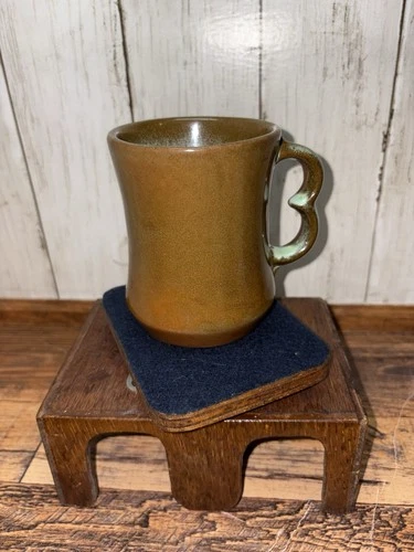 Vintage Frankoma Pottery C9 TRIGGER HANDLE Prairie Green Coffee Cup Mug