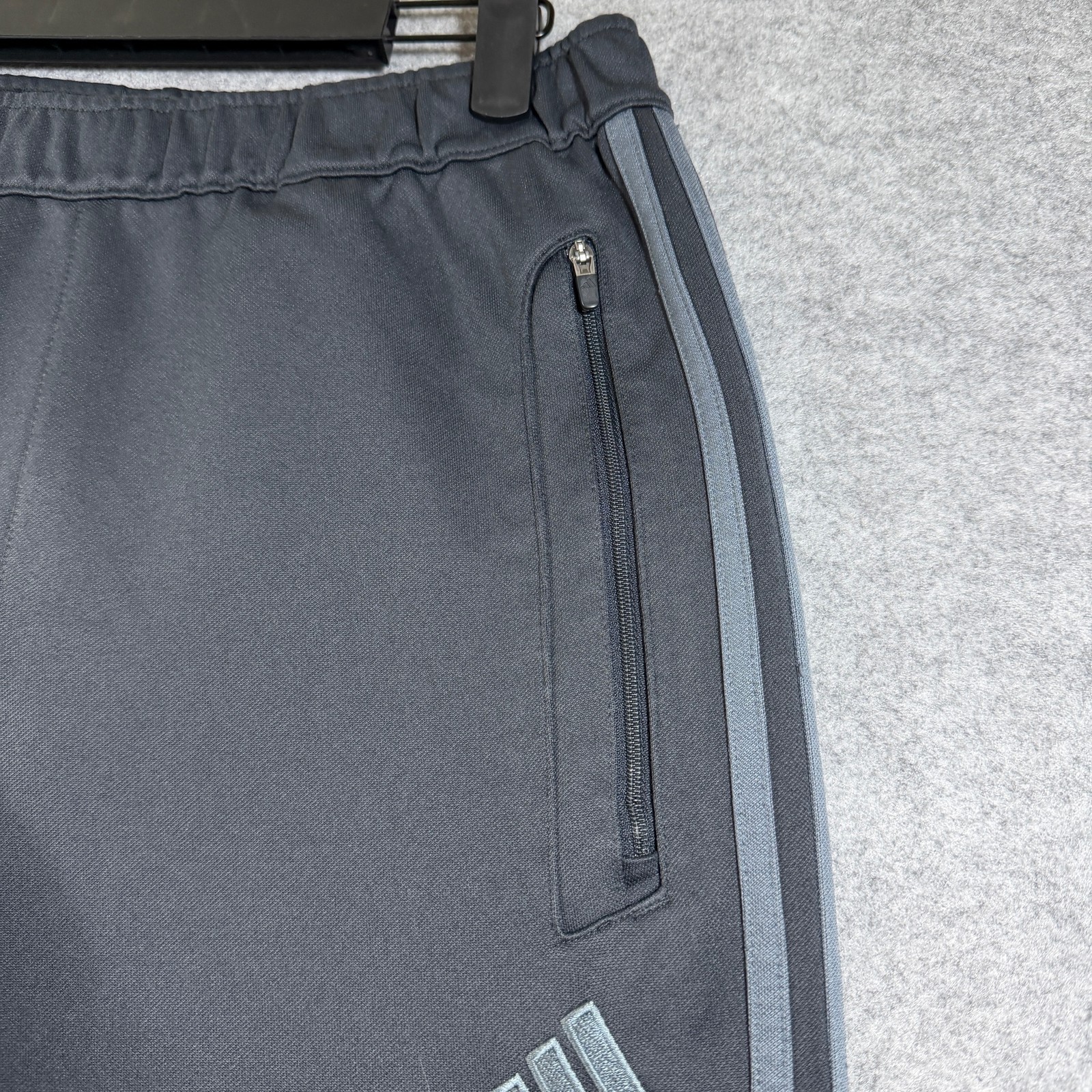 Adidas Track Jogger Mens M Black 3 Stripe Zip Pockets Tapered Athletic Zip Ankle thumbnail 10