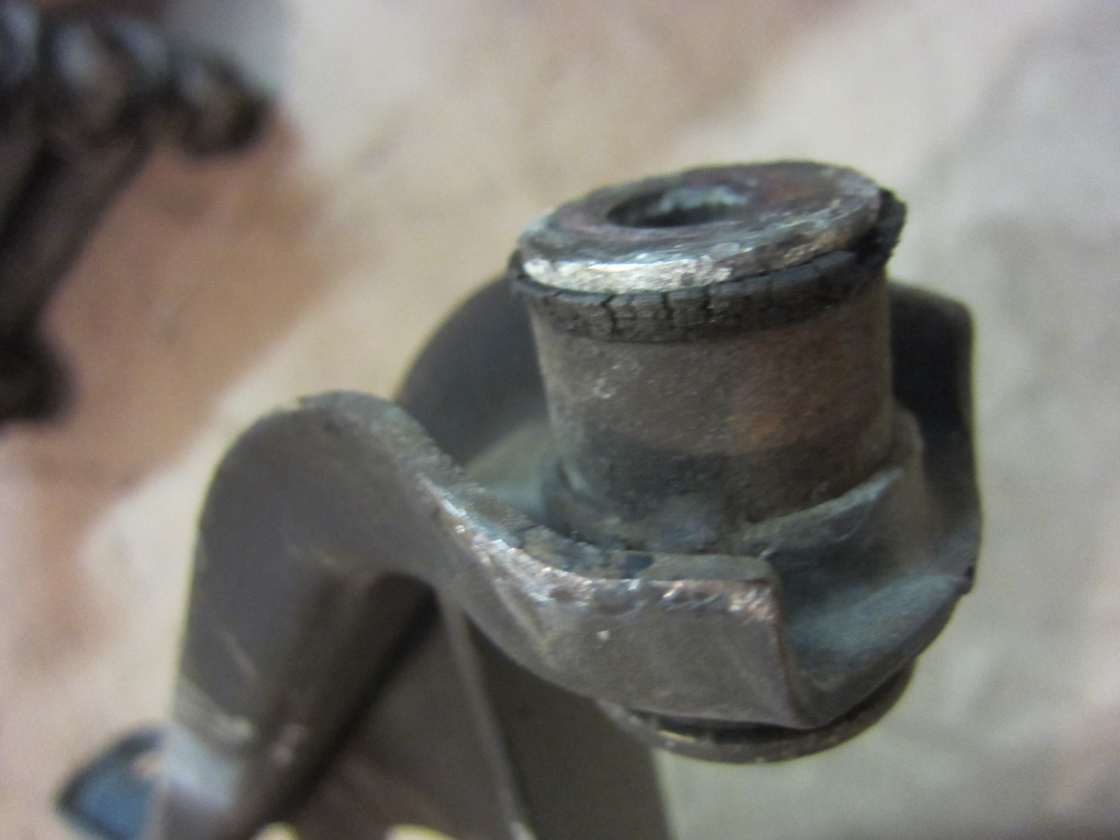 Ferrari 328 / 308 - RH Front Upper Suspension Lever -  P/N 104392