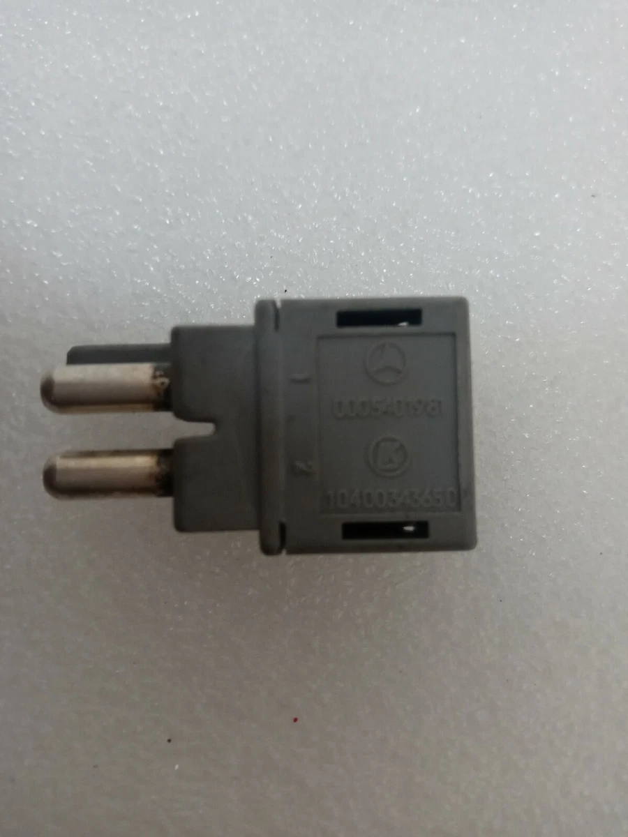 Mercedes E500 W124 Electric Power Seat Diode Plug Genuine 