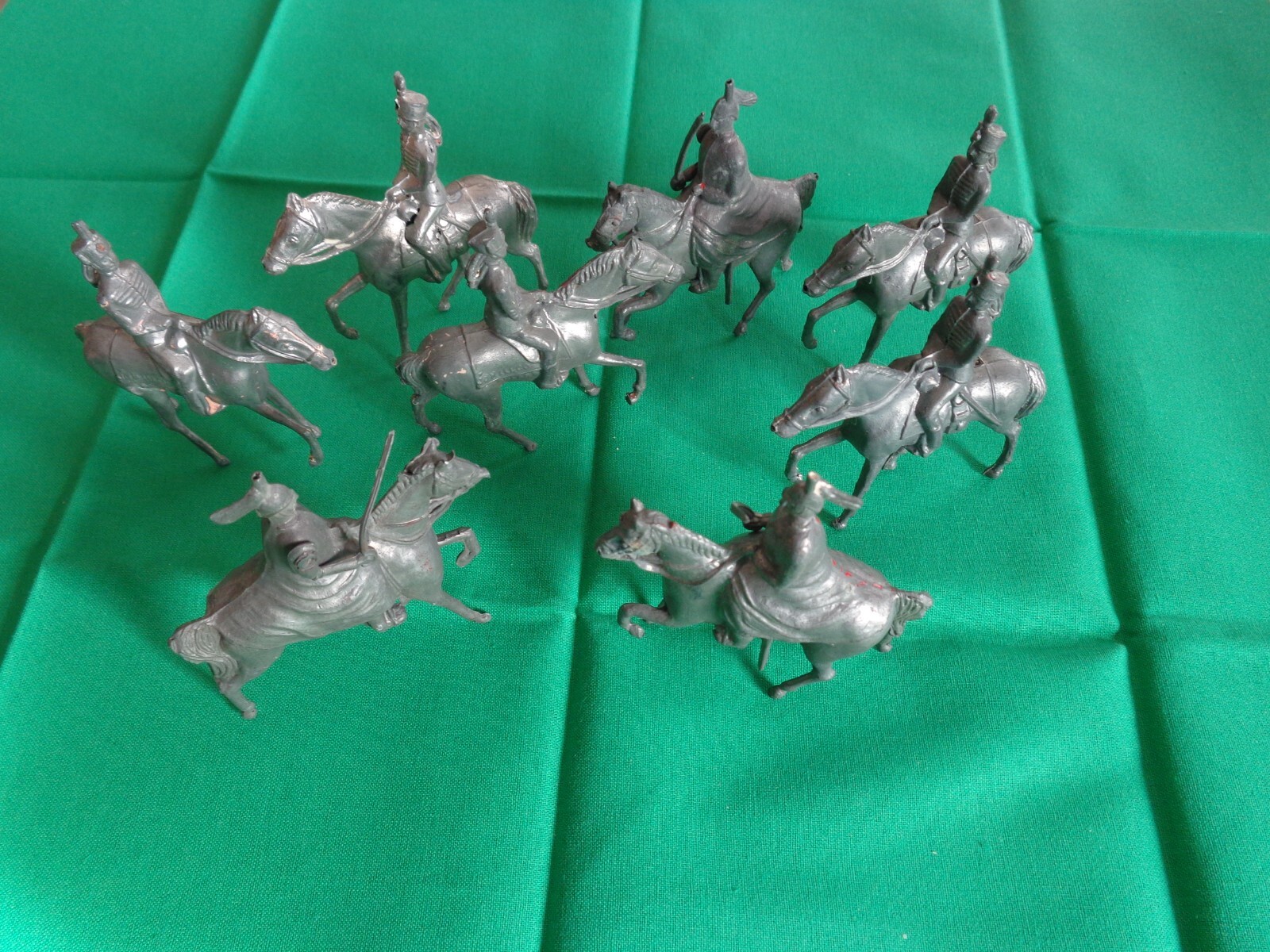**Vintage JOHILLCO Lead Toy Horse Soldier Lot of 8 No Paint John Hill & Co.