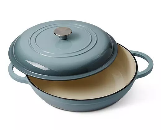 Aldi is bringing back its cult $25 cast iron Dutch ovens - 9Kitchen