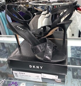 dkny black sandals