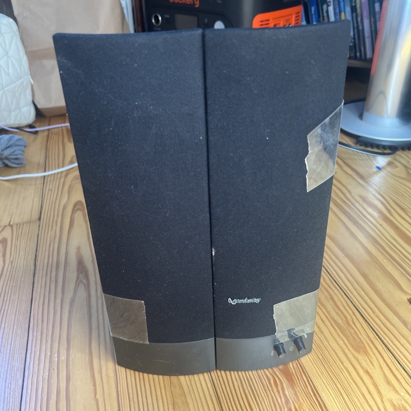 IBM Infinity 3W Black Desktop Computer Speakers Model 25P4726