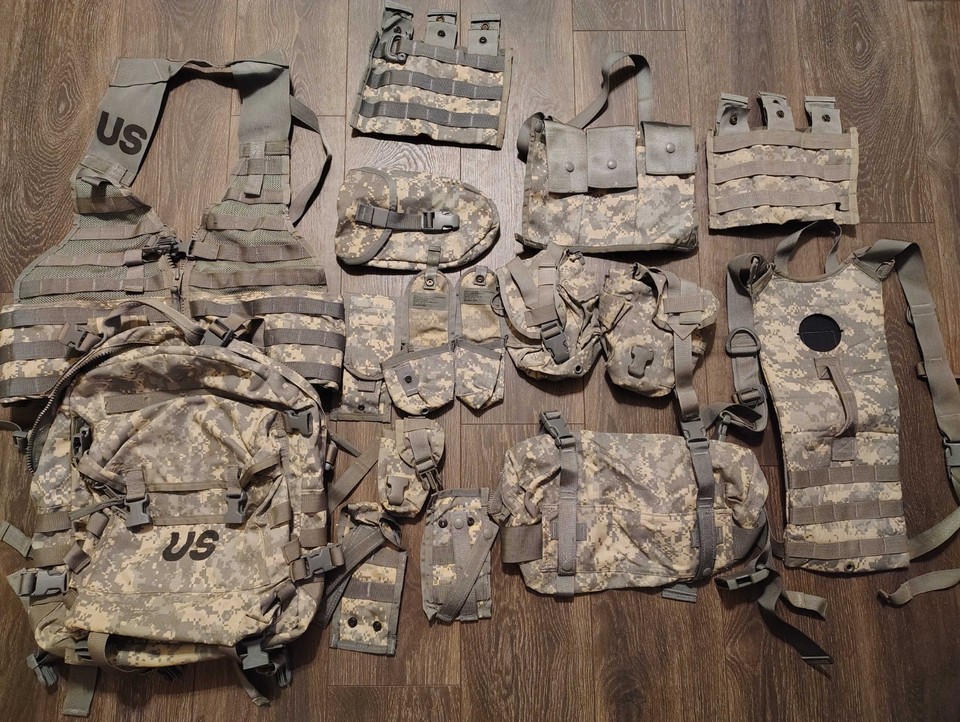 16pc Rifleman Kit MOLLE System UCP Complete Set USGI W/pad and the ...