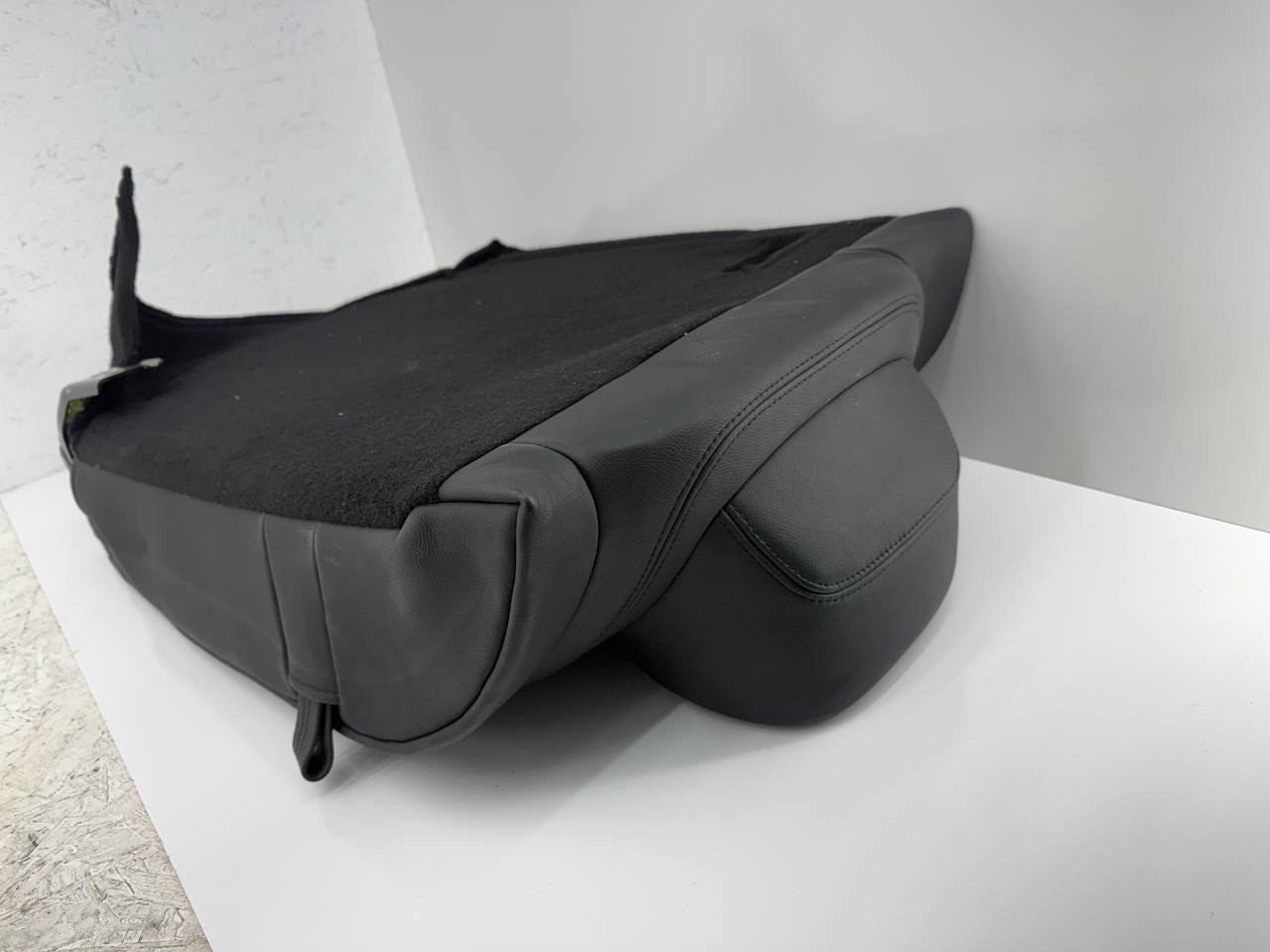 2014-2017 Maserati Ghibli Rear Right  Side Top Upper Seat Cushion Black